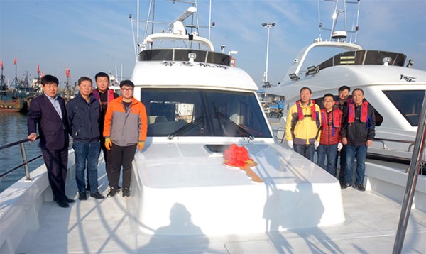 Simple analysis of the advantages and disadvantages of FRP fishing boats